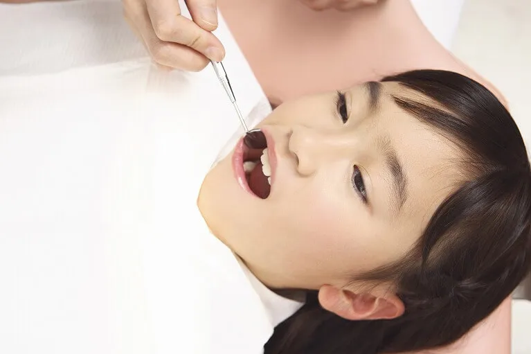 子どもの歯列矯正とは